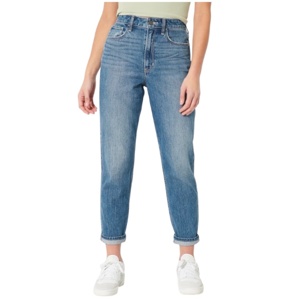 Hollister Ultra High-Rise Mom Jean | Size 3R - Picture 2 of 11